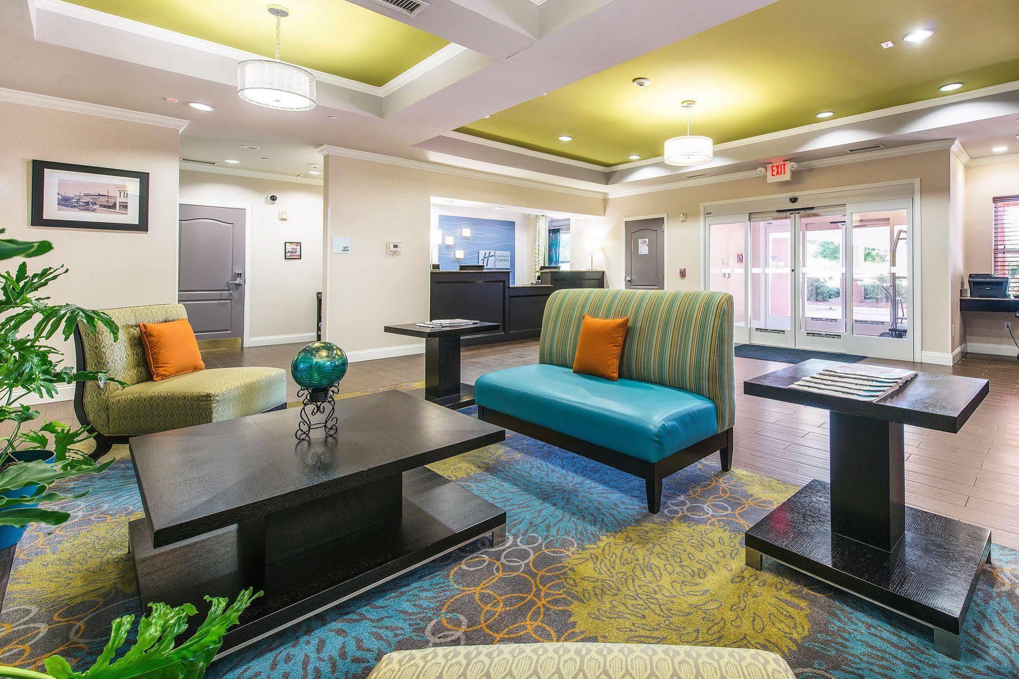 Holiday Inn Express Hotel & Suites Lagrange I-85 By Ihg Ngoại thất bức ảnh
